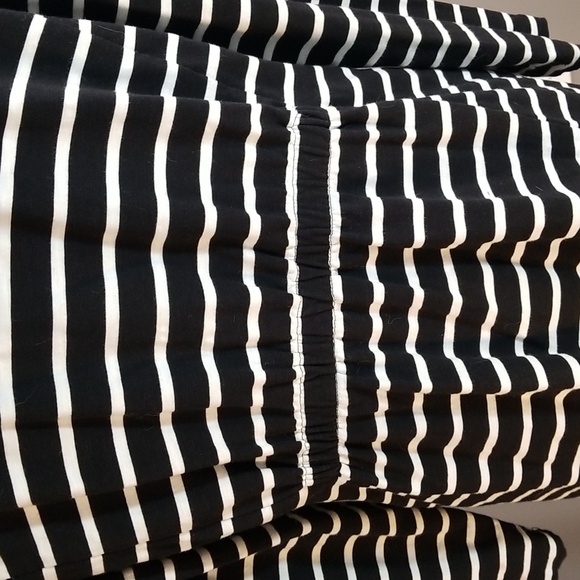 Petite MP Talbots super stretchy black and white casual cardigan size medium P - Picture 8 of 14